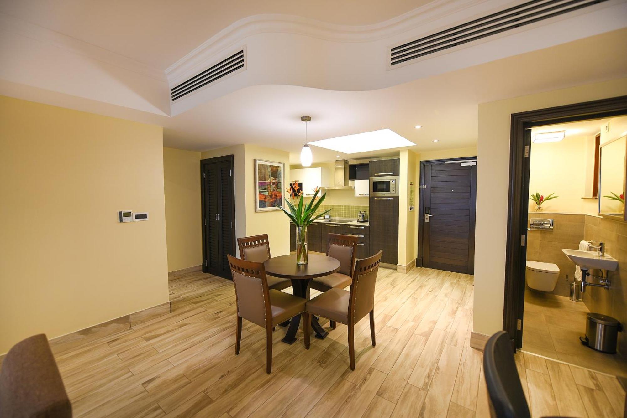 Mestil Hotel&Residences Kampala Eksteriør billede