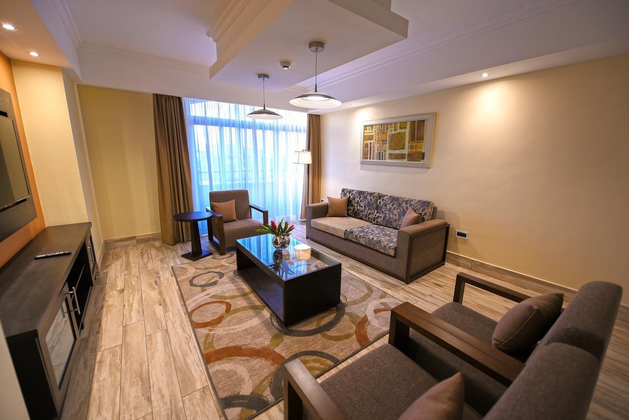 Mestil Hotel&Residences Kampala Eksteriør billede